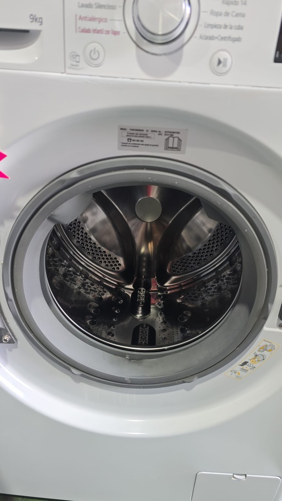 LAVADORA 9 KG LG BLANCA MOD. F4WV3009S3W 